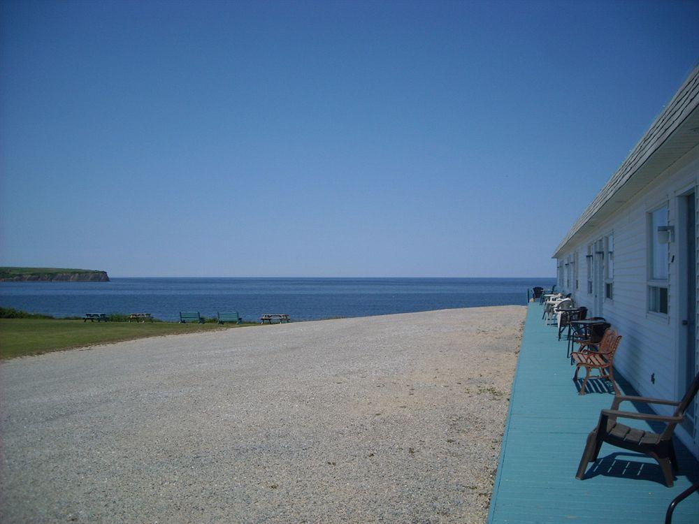 Motel Le Noroit L'Anse-au-Griffon Exterior foto